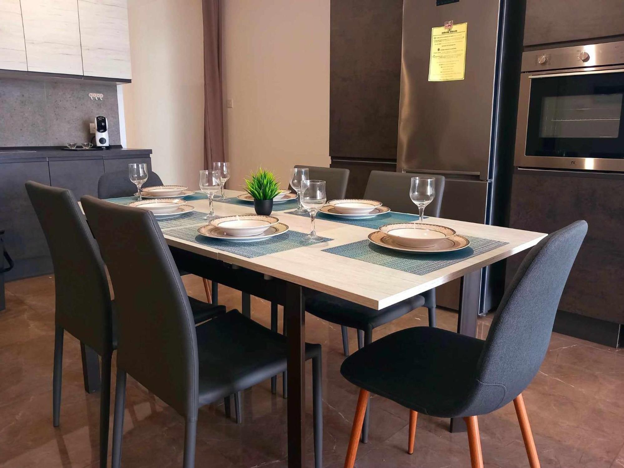 Large, 3 Bedroom Apartment In Marsascala Marsaskala Bagian luar foto