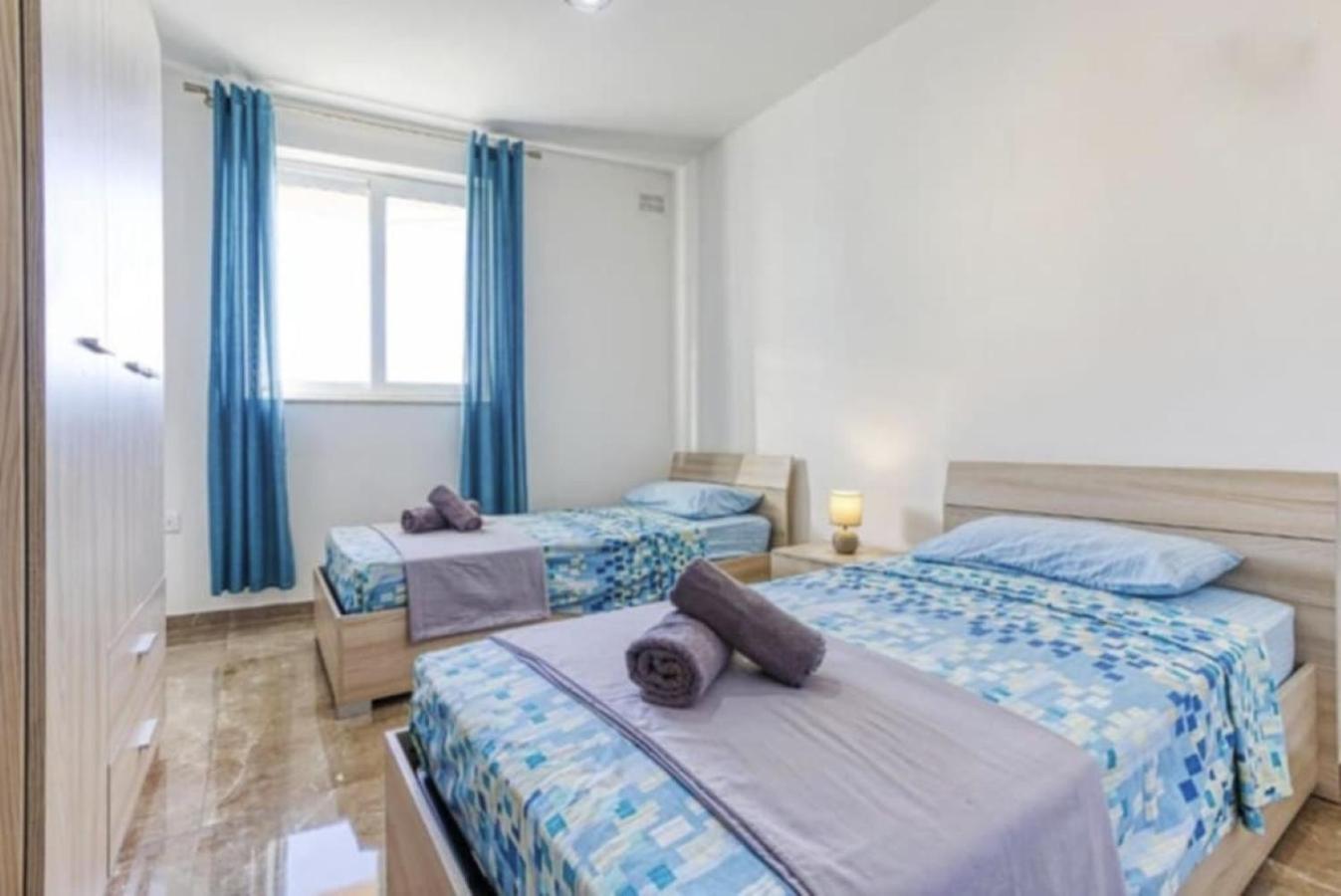 Large, 3 Bedroom Apartment In Marsascala Marsaskala Bagian luar foto